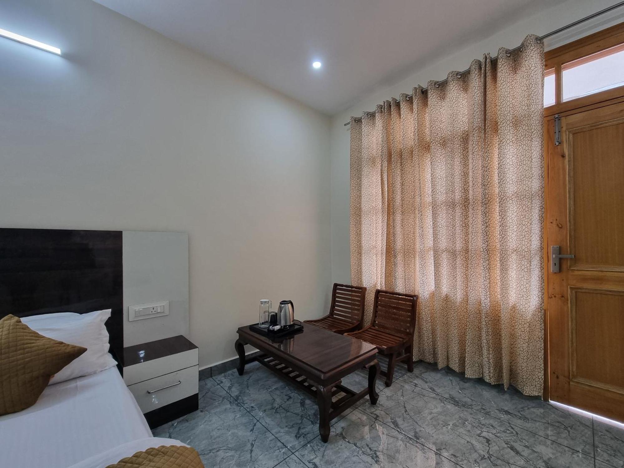 Baikunth Homes 戴尔豪斯 外观 照片