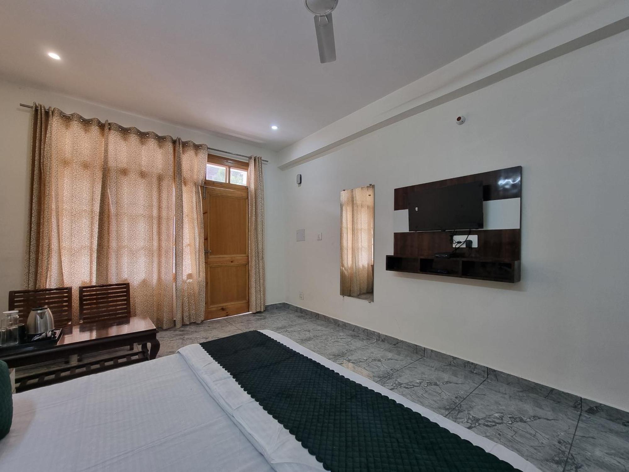 Baikunth Homes 戴尔豪斯 外观 照片