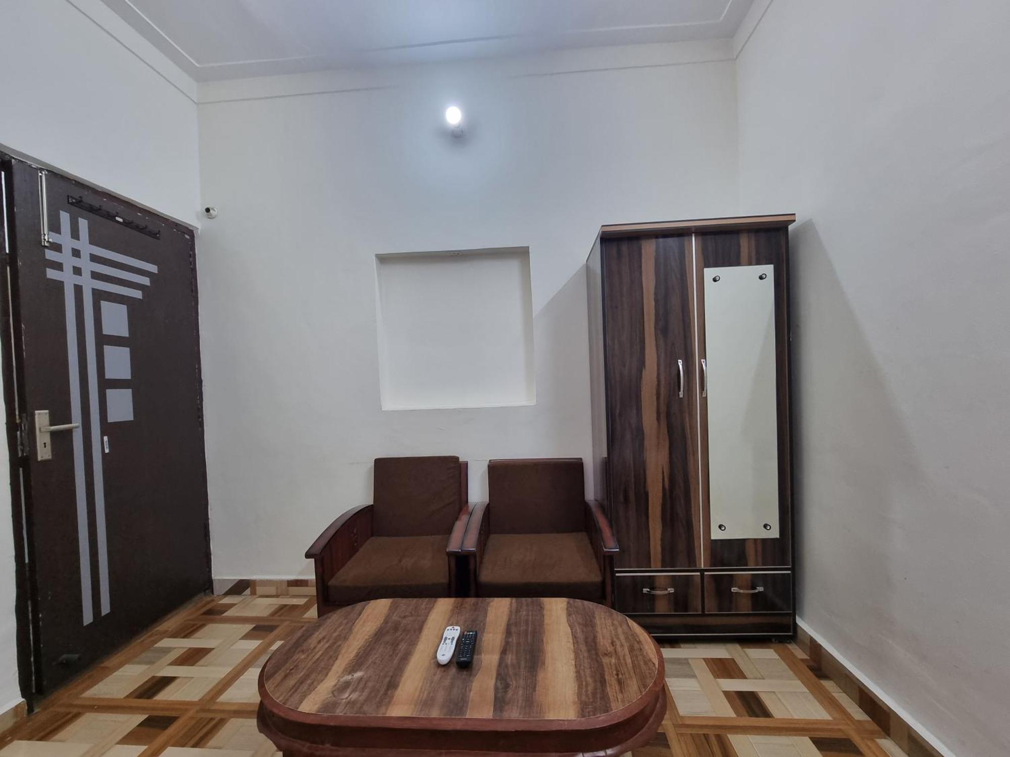 Baikunth Homes 戴尔豪斯 外观 照片