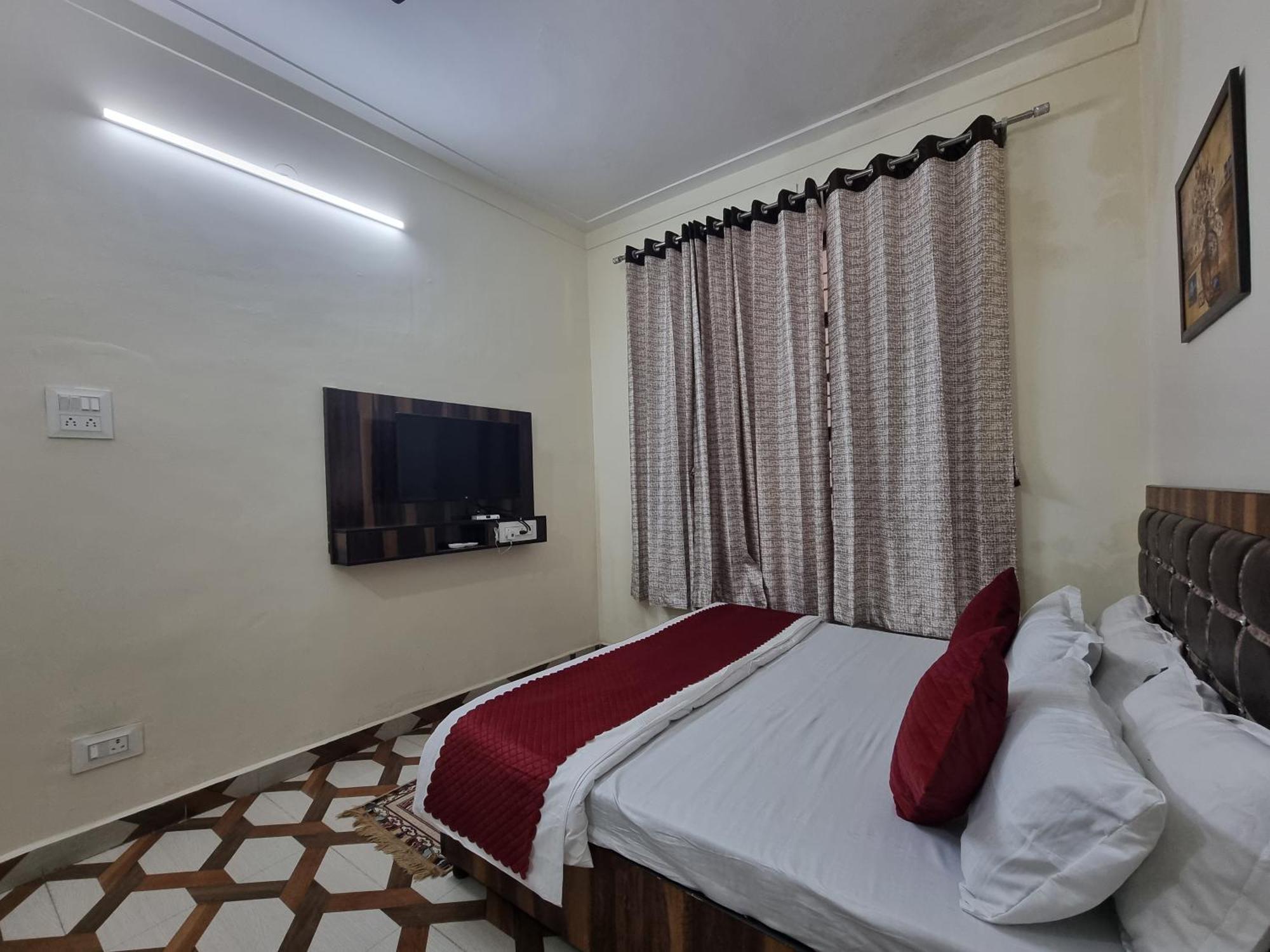 Baikunth Homes 戴尔豪斯 外观 照片