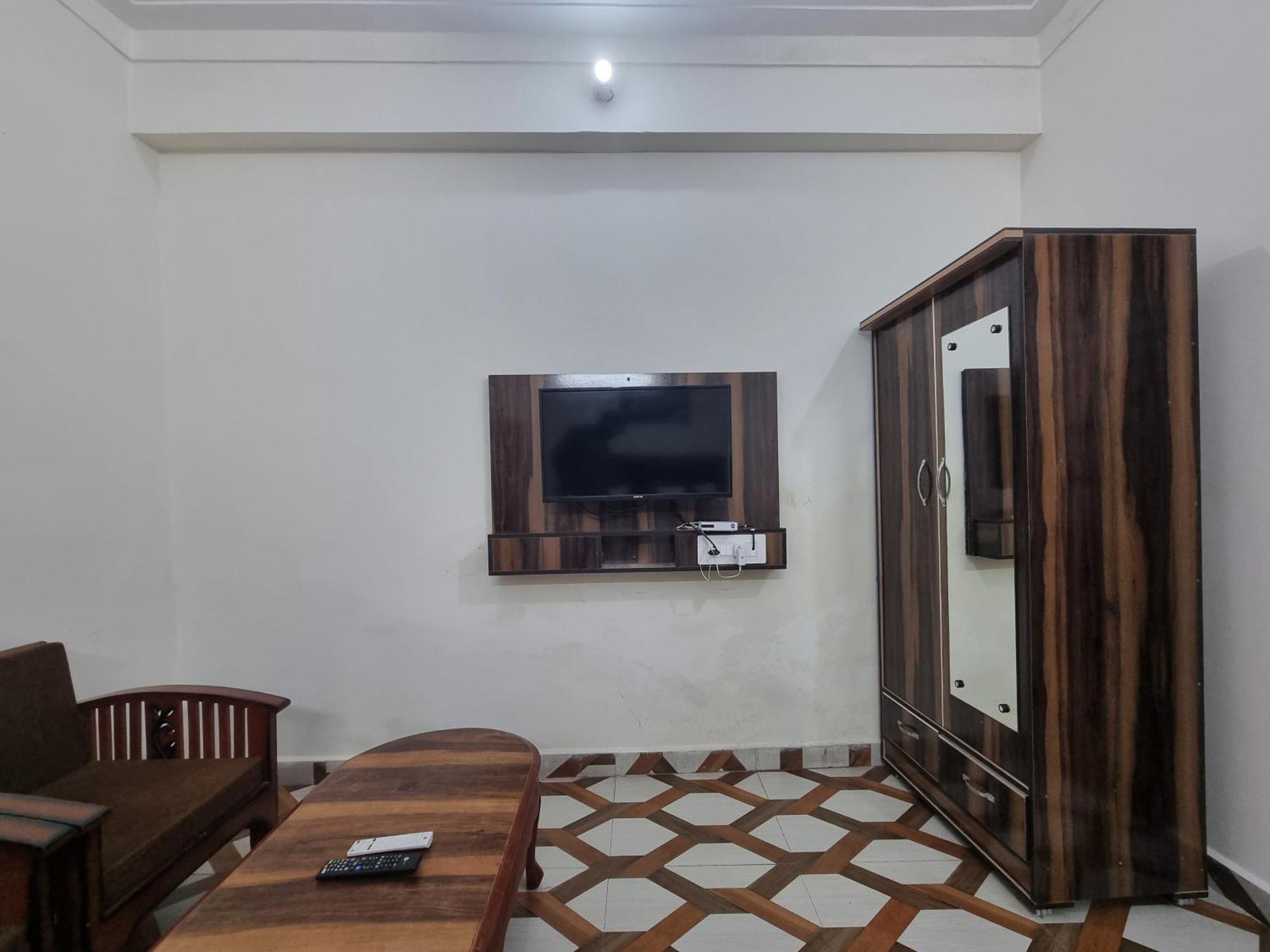 Baikunth Homes 戴尔豪斯 外观 照片