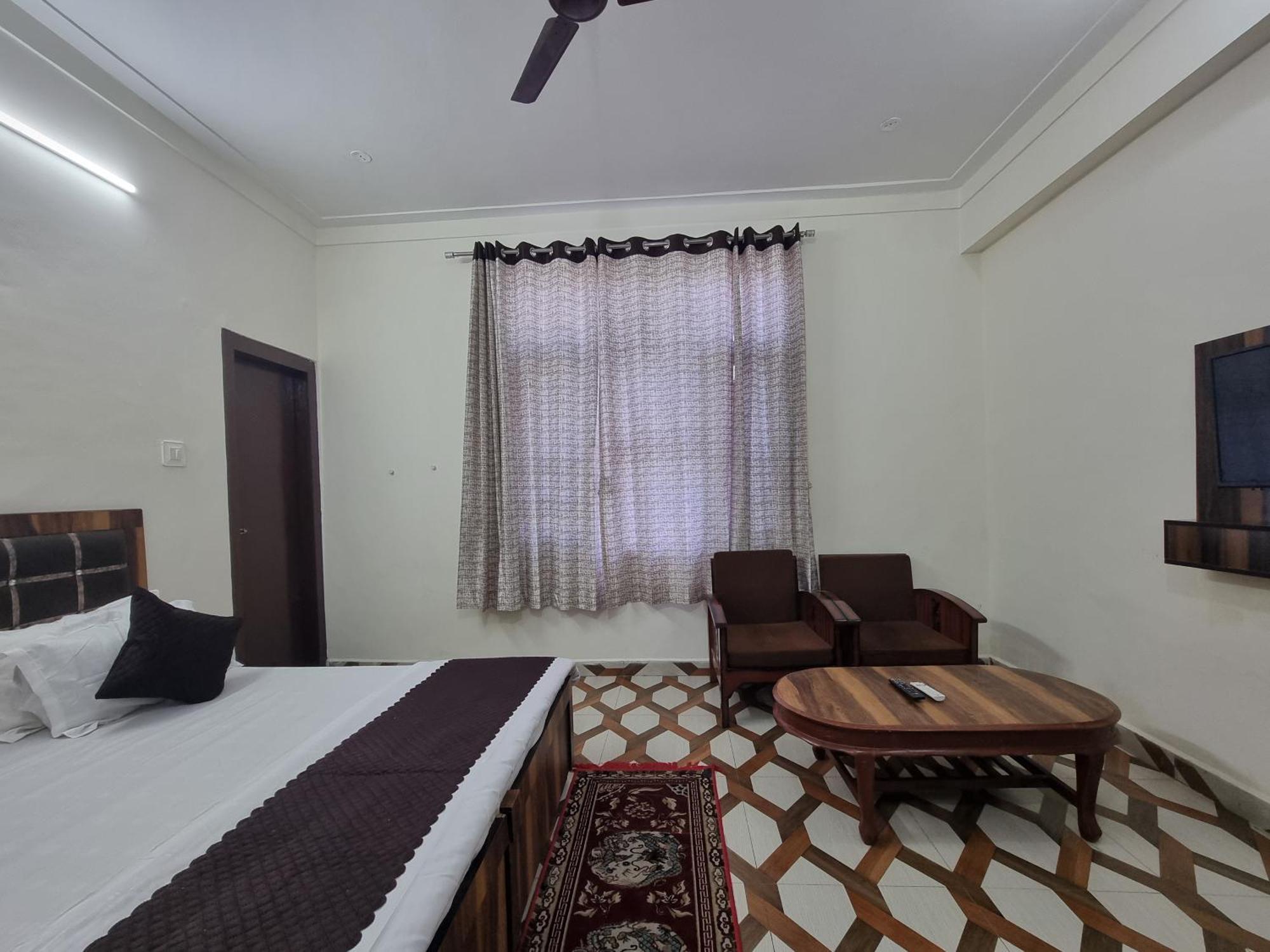 Baikunth Homes 戴尔豪斯 外观 照片